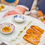 黄金大闸蟹 🦀️帅哥帮你剥🎗快来京彩吃火锅！