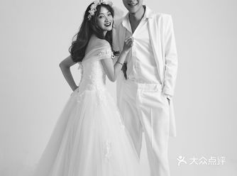 简约黑白婚纱照，感受经典的极致魅力