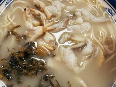 黄鱼蛏子面-明呈黄鱼面馆(斜土路店)