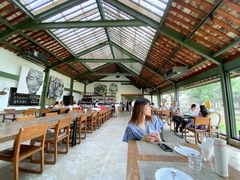 -喜洲吧·江畔老船厂·庭院餐厅(喜临院店)