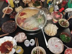 -岗上渣渣老火锅(两路口店)