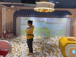 -奈尔宝家庭中心·亲子餐厅(北京东坝万达店)