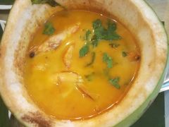 -大树下海鲜饭店
