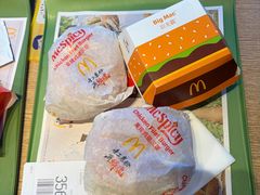 -麦当劳(展览路店)
