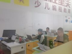 -童程童美少儿编程乐高机器人(红谷滩校区)