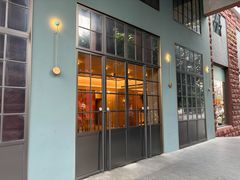 -桔子酒店(上海西藏北路地铁站店)