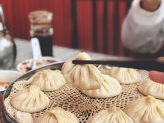 -正宗开封黄家灌汤小笼包子