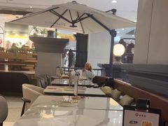 -必胜客(砂之船中东奥莱店)