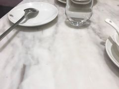 -香港百合居(LCM置汇旭辉广场店)