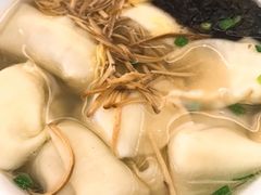 -笑来喜馄饨小笼工坊店(湖滨街店)