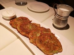 西葫芦煎饼配酸奶-Pasha帕夏土耳其餐厅(南昌路店)