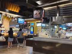 -Pier 21 (Terminal 21 Asok)