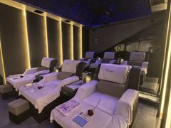 -秘地·影院式足浴SPA(凤三旗舰店)