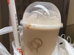 -喜茶(武汉荟聚中心店)