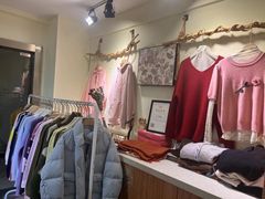 -宝库女装店(绿地缤纷广场店)