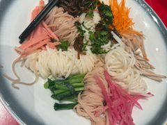 七彩凉米线-福照楼汽锅鸡·云南特色菜(火车站锦江店)