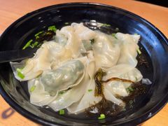 野菜鲜肉大馄饨-真真鲜馄饨店(启蒙路店)