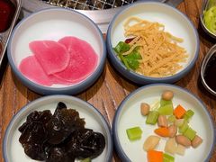 -明洞阿姨·韩式酱蟹烤肉·创意料理(三元桥店)