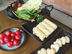 -湊湊火锅·茶憩(合生汇购物中心店)