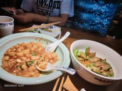 -洞庭土菜小炒馆(易发广场店)