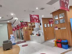 -雅悦齿科(顾村公园店)