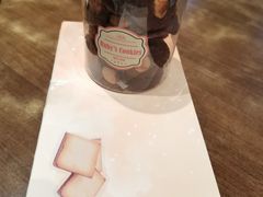 -红宝石·鲜奶小方·海派西点房(莘庄龙之梦店)