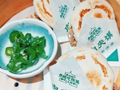 肉夹馍馍-奔跑吧陕菜·盛世长安(民乐园万达店)