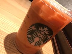 蔓越莓拿铁-星巴克(北京王府井店)