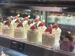 -罗森尼娜(德思勤店)