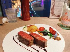 -Da Ivo哒伊沃意大利魔镜餐厅(外滩店)