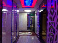 -名星会量贩式KTV旗舰店(盈熙广场店)