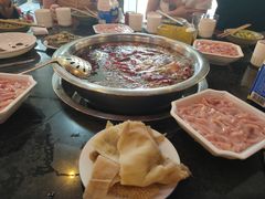 -九尺赵老四鲜鹅肠火锅