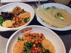 -吃城都·鱼蛙火锅(西玉龙街店)