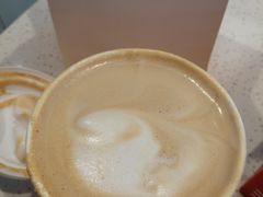 厚乳拿铁-NOWWA挪瓦咖啡(SOHO中山广场店)
