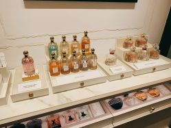 -法国娇兰精品店
