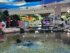 -鸿通城购物中心