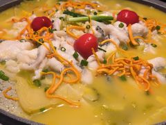 -山城外·非遗酸菜鱼(蜀都万达店)