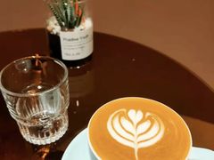 -Fridi Patisserie Cafe