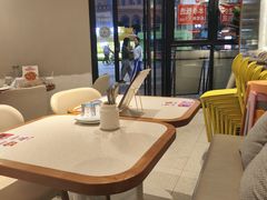 -必胜客(联投东方店)