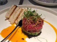 牛肉塔塔配牛油果黑橄榄酱-Solo(衡山路店)