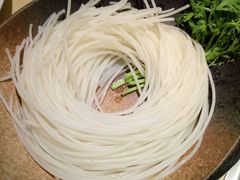 桥头粗米粉-余欢领鲜火锅(新街口店)