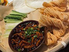 -魏铭鱼头捞饭(晋阳路店)