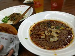 -钟方模白家肥肠粉(春熙店)