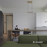 这是业主买的第一套房子，也相当于是婚房，我们在设计需