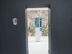 -胶囊画廊