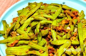 Minced Pork with Kidney Beans