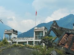 -四川汶川特大地震漩口中学遗址