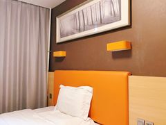 -7天优品·哈尔滨中央大街地铁站店