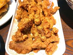 -爆炸头阿姨小四川正宗川味小吃(无任何分店)