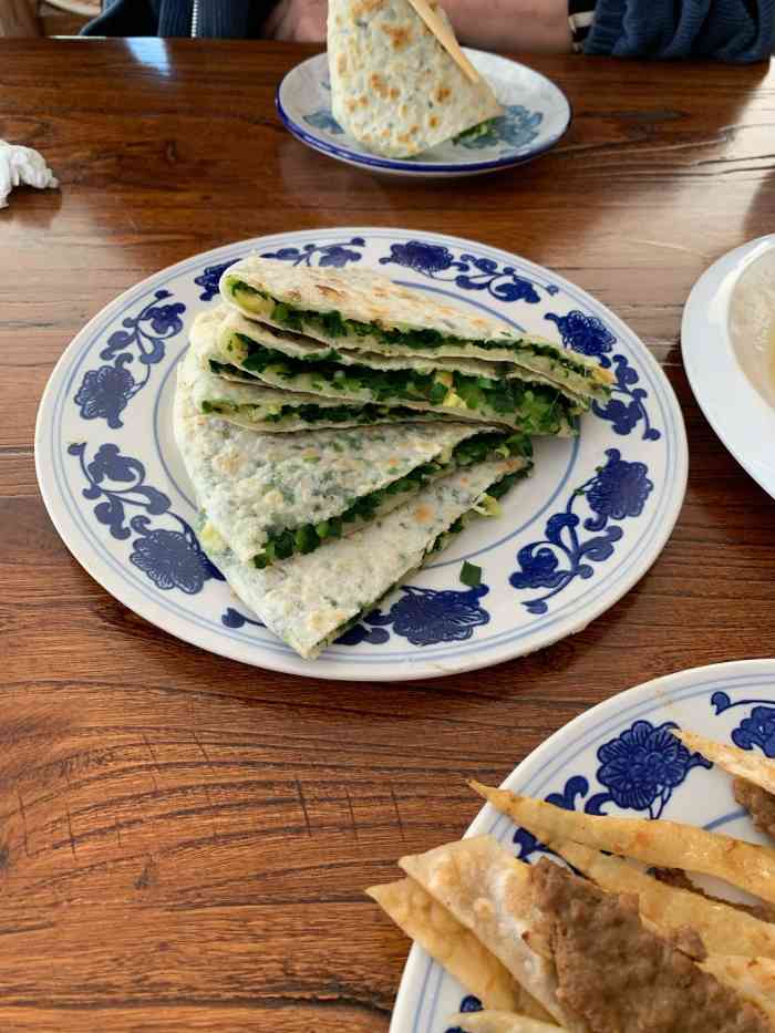 大胡子肉饼(香河店)-"周末来逛香河家具城,中午就在附近找了个肉.